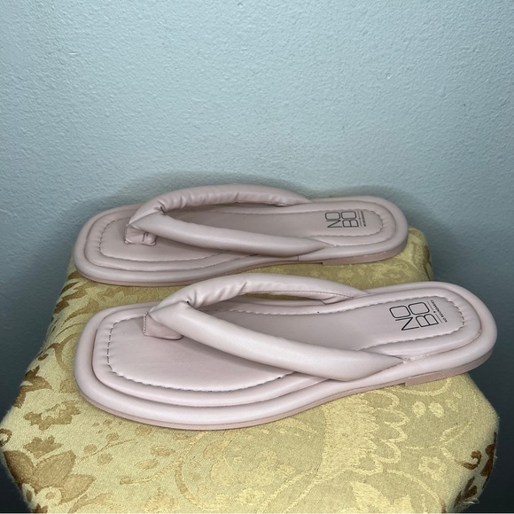 Size 8 Mauve Pink Pastel Slip On Sandals Shoes Flat Barbiecore - Picture 5 of 8